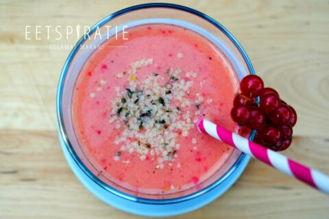 Smoothie met rode besjes