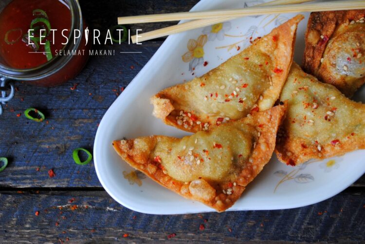 Pangsit goreng met gehakt