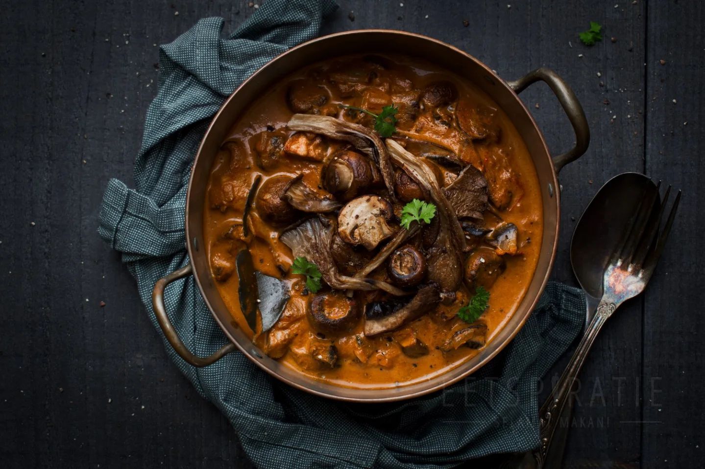 Ajam betawi (kip in zoete ketjapsaus) - Eetspiratie