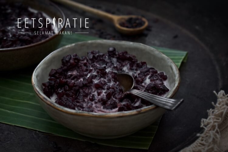 Bubur ketan hitam (zwarte zoete rijstepap)