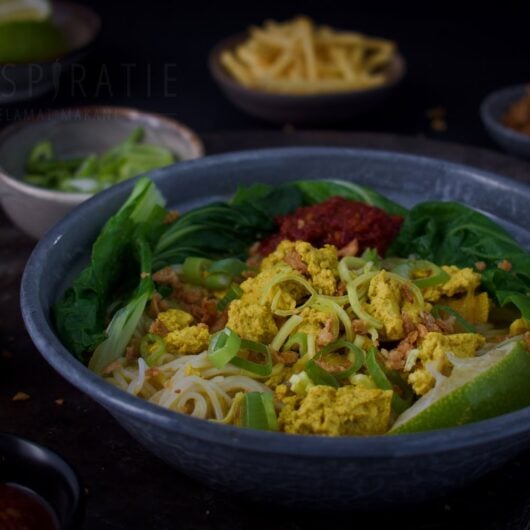 Vegan soto ayam