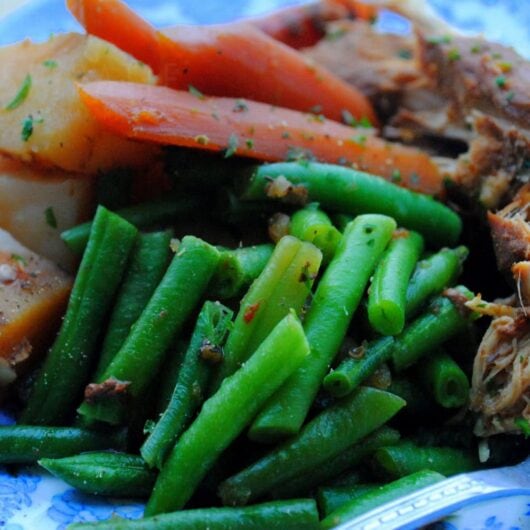 Kip met groenten uit de slowcooker receptenkaart