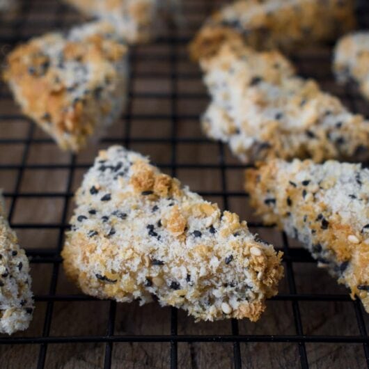 Knapperige tofu nuggets met panko en sesam