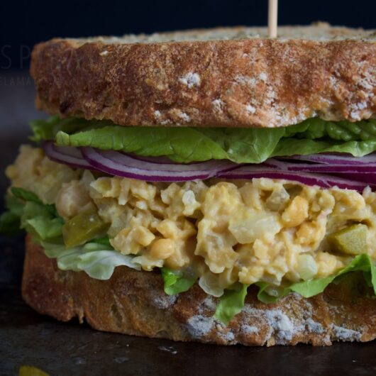 Gezond broodbeleg romige kikkererwtensalade