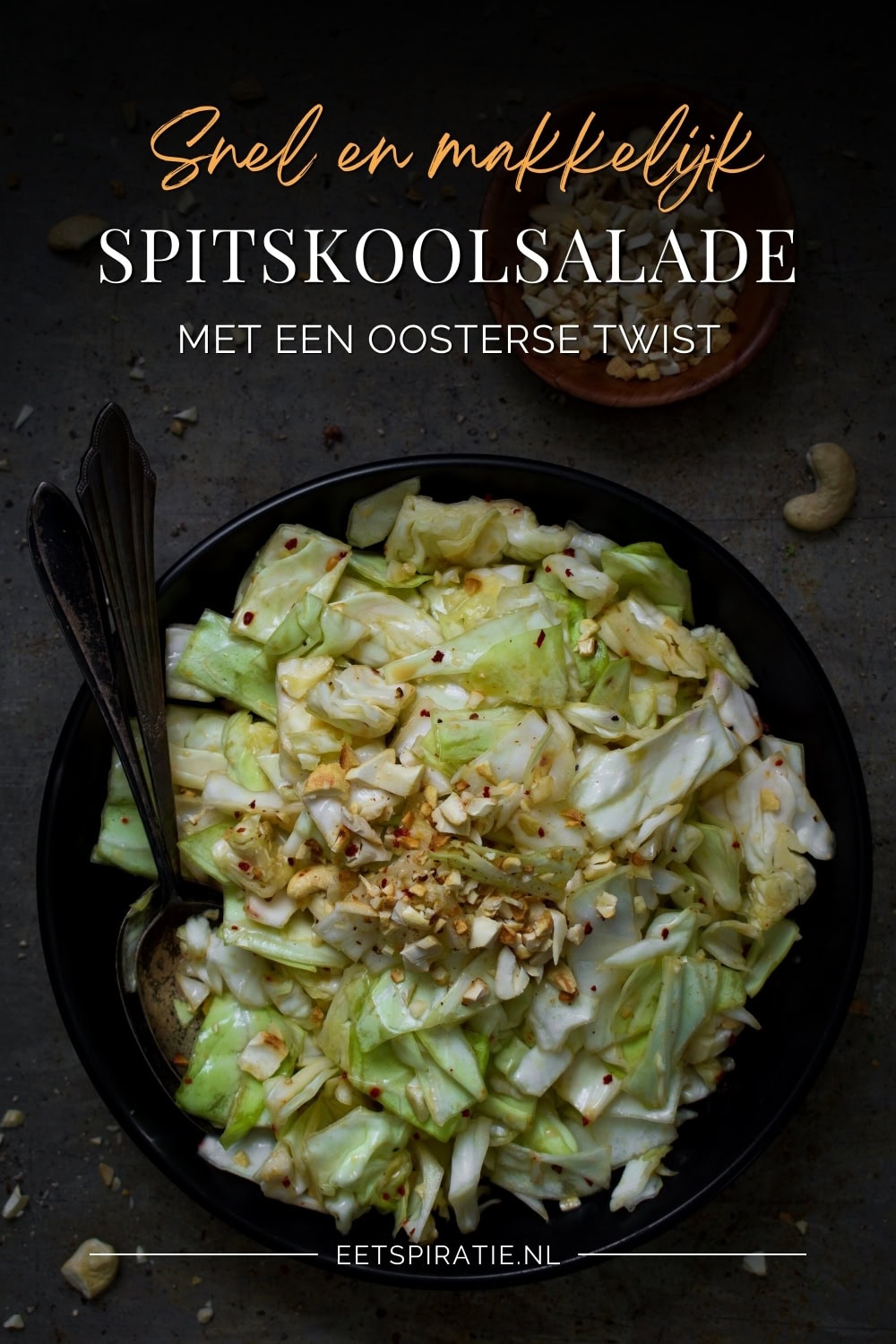 Spitskoolsalade met een Oosterse twist