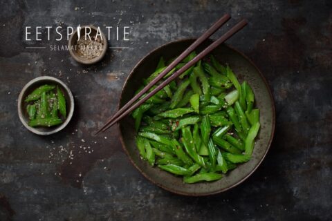 Bleekselderij recept Koreaanse banchan met knoflook en sesam