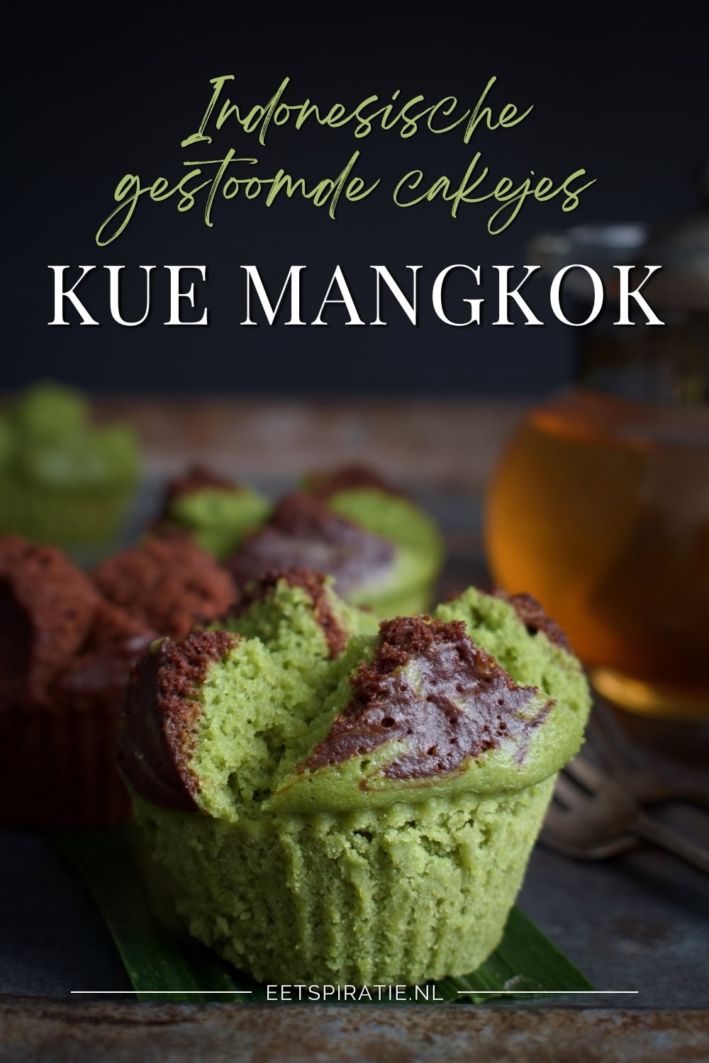 Kue mangkok - gestoomde Indonesische cakejes met rijstmeel en kokosbloesemsuiker Pinterest