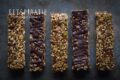 5 mueslirepen met zaden, pitten en enkele met chocolade