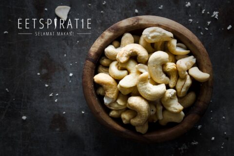 Een schaaltje met cashewnoten