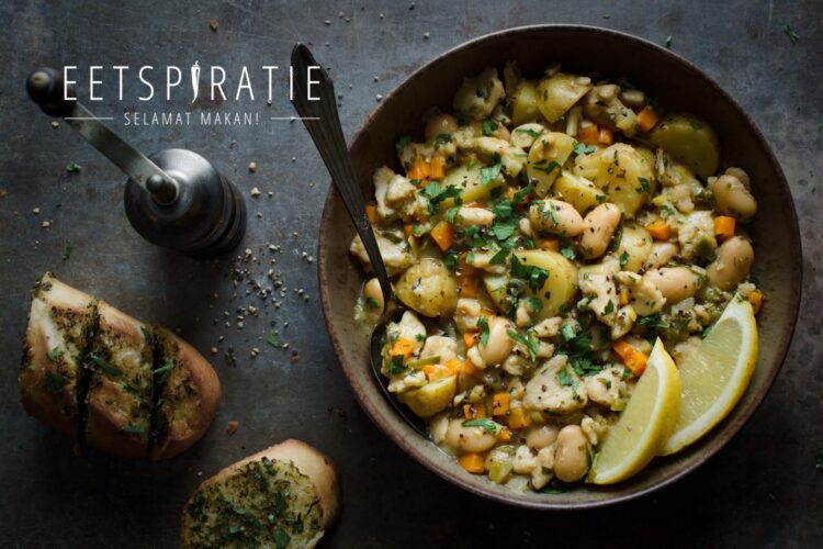 Kipstoofpotje met aardappel en groente